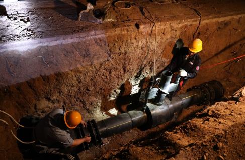 �χ������